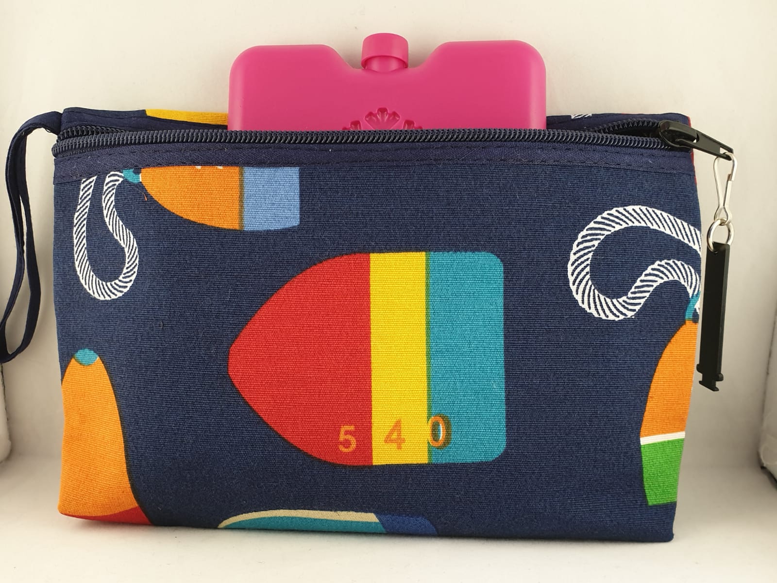 Insulated Insulin Bag Including an Ice Brick - Large - Image 5
