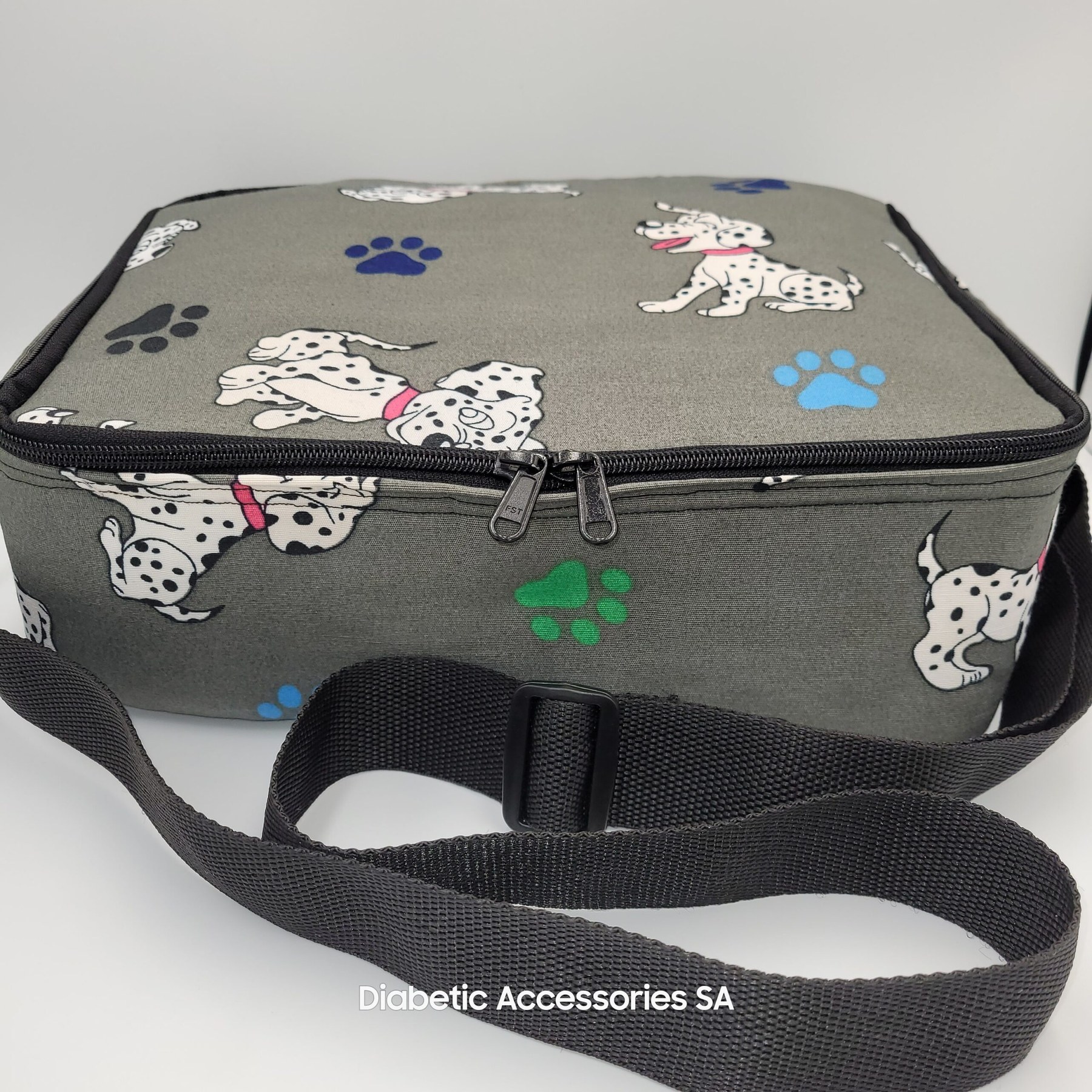 Insulated Insulin Bag - Extra Large Storage for Travelling including an Ice Brick - Image 3