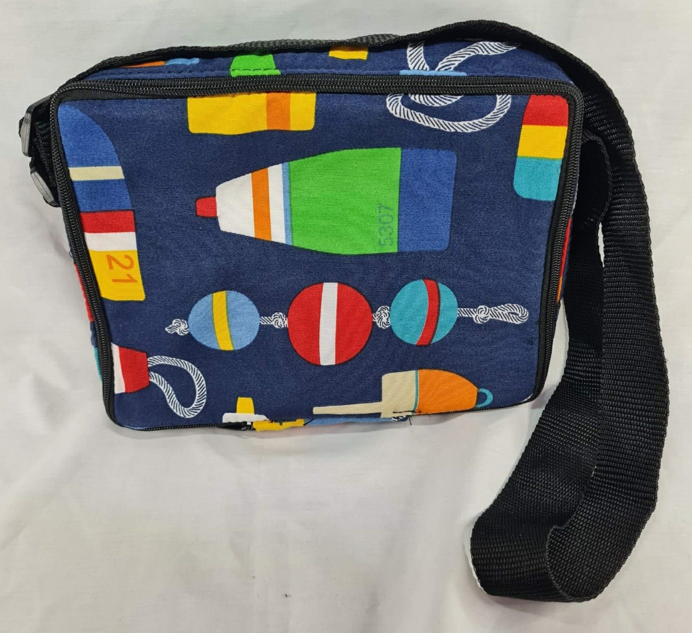 Insulated Insulin Bag - Extra Large Storage for Travelling including an Ice Brick - Image 4
